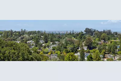 853 Vista Dr, Redwood City, CA 94062 - Photo 68