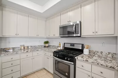 2082 Mahuron Cir, San Jose, CA 95133 - Photo 8