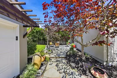278 Iris St, Redwood City, CA 94062 - Photo 76
