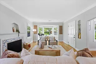 278 Iris St, Redwood City, CA 94062 - Photo 2