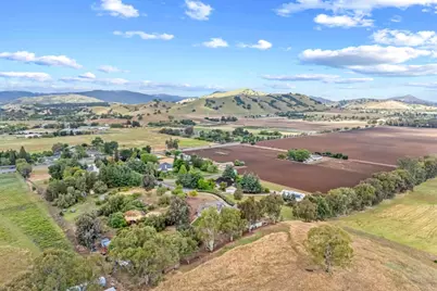 10230 Whiskey Hill Ln, Gilroy, CA 95020 - Photo 86