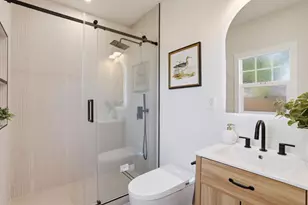 843 E Julian St, San Jose, CA 95112 - Photo 22