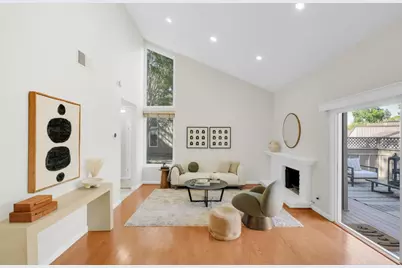 107 Charter Oaks Cir, Los Gatos, CA 95032 - Photo 2