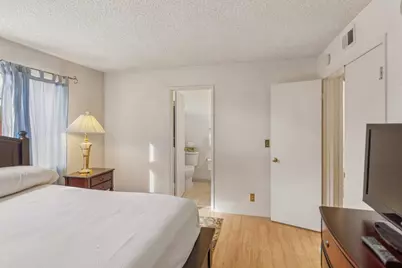 551 Edelweiss Dr, San Jose, CA 95136 - Photo 18
