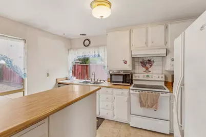 551 Edelweiss Dr, San Jose, CA 95136 - Photo 12