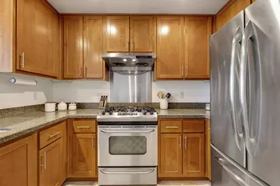 423 7th St 120, Oakland, CA 94607 - Photo 4
