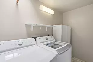 875 Buckland Ave, San Carlos, CA 94070 - Photo 58