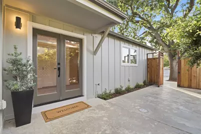 715 Roosevelt Ave, Redwood City, CA 94061 - Photo 1