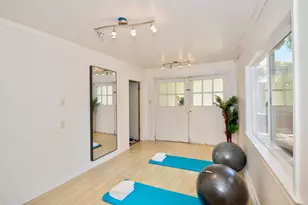 2330 Emerson St, Palo Alto, CA 94301 - Photo 22