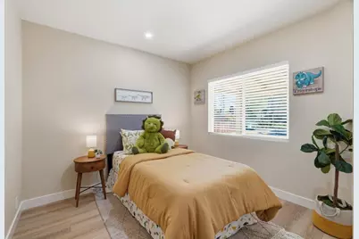 135 E Younger Ave, San Jose, CA 95112 - Photo 8