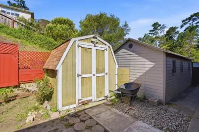 241 Soledad Dr, Monterey, CA 93940 - Photo 32