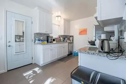 828 Opal Dr, San Jose, CA 95117 - Photo 12