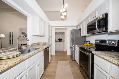 561 Thain Way, Palo Alto, CA 94306 - Photo 12