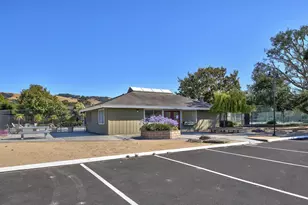 19100 Creekside Pl, Salinas, CA 93908 - Photo 36
