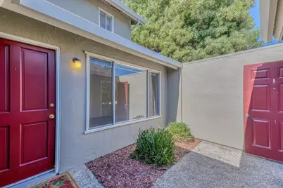 19100 Creekside Pl, Salinas, CA 93908 - Photo 2