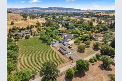 15209 Sycamore Dr, Morgan Hill, CA 95037 - Photo 76