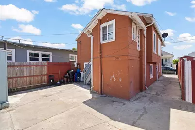 4114 E 17th St, Oakland, CA 94601 - Photo 12