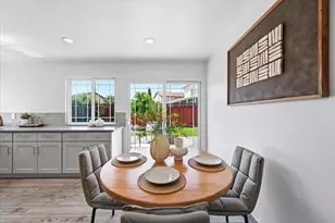 2425 Fallingtree Dr, San Jose, CA 95131 - Photo 6