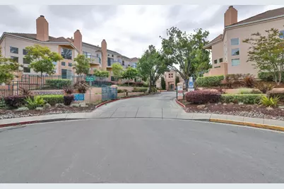 970 Asilomar Ter 3, Sunnyvale, CA 94086 - Photo 1