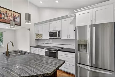 335 Donnas Ln, Hollister, CA 95023 - Photo 8
