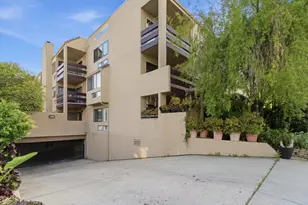58 E Poplar Ave 4, San Mateo, CA 94401 - Photo 4