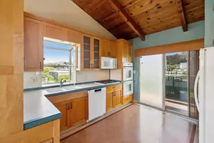 204 Roosevelt Blvd, Half Moon Bay, CA 94019 - Photo 18