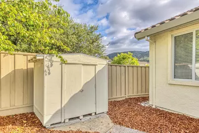 18223 Viewcrest Ln, Salinas, CA 93908 - Photo 36