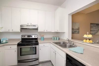 4671 Albany Cir 137, San Jose, CA 95129 - Photo 10