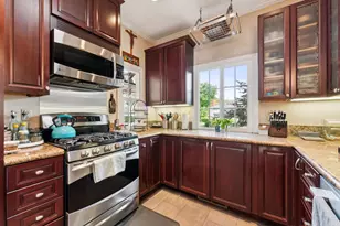 39 Humboldt Rd, Burlingame, CA 94010 - Photo 24