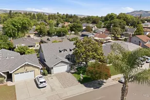 Calpine Dr, San Jose, CA 95123 - Photo 36
