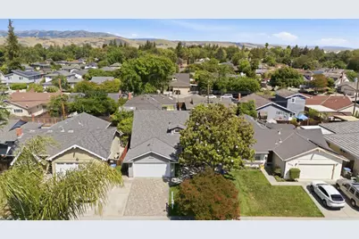Calpine Dr, San Jose, CA 95123 - Photo 38