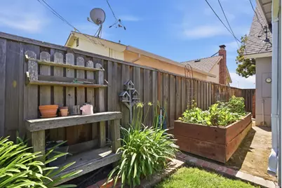 Calpine Dr, San Jose, CA 95123 - Photo 22