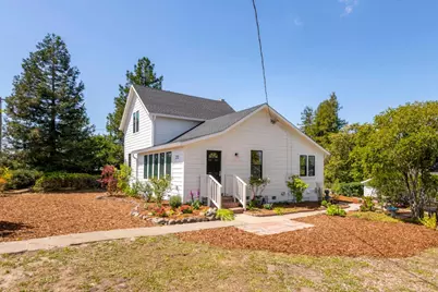 2212 Magnolia Ave, Petaluma, CA 94952 - Photo 2