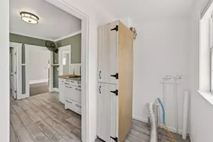 6677 Brann St, Oakland, CA 94605 - Photo 12