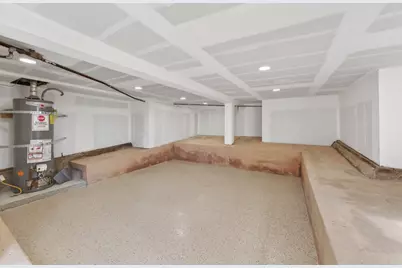 6677 Brann St, Oakland, CA 94605 - Photo 20
