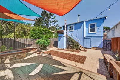 6677 Brann St, Oakland, CA 94605 - Photo 18