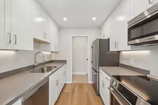 821 N Humboldt 302, San Mateo, CA 94401 - Photo 4