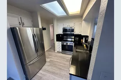 1067 Padre Dr 1, Salinas, CA 93901 - Photo 4