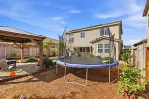 1097 Sunridge Dr, Hollister, CA 95023 - Photo 44