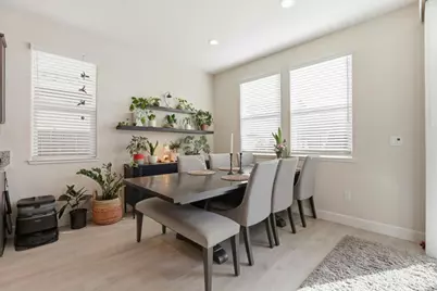 1097 Sunridge Dr, Hollister, CA 95023 - Photo 16