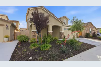 1097 Sunridge Dr, Hollister, CA 95023 - Photo 4