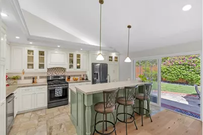 3900 Thousand Oaks Dr, San Jose, CA 95136 - Photo 4