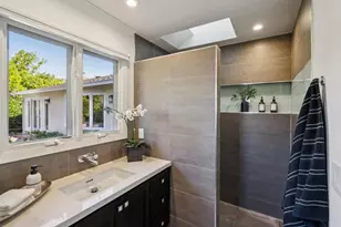 19689 Northampton Dr, Saratoga, CA 95070 - Photo 28