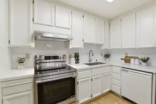 49 Showers Dr W308, Mountain View, CA 94040 - Photo 14