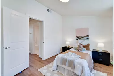 265 Laurel Grove Ln, San Jose, CA 95126 - Photo 20