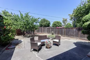 1055 Mitchell Ct, Campbell, CA 95128 - Photo 26