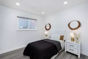 1055 Mitchell Ct, Campbell, CA 95128 - Photo 16