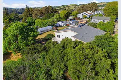 23051 Henry Ln, Hayward, CA 94541 - Photo 68
