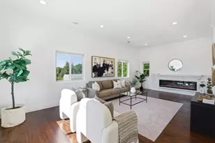 23051 &amp 23051A Henry Ln, Hayward, CA 94541 - Photo 18