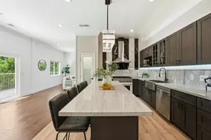 23051 &amp 23051A Henry Ln, Hayward, CA 94541 - Photo 12
